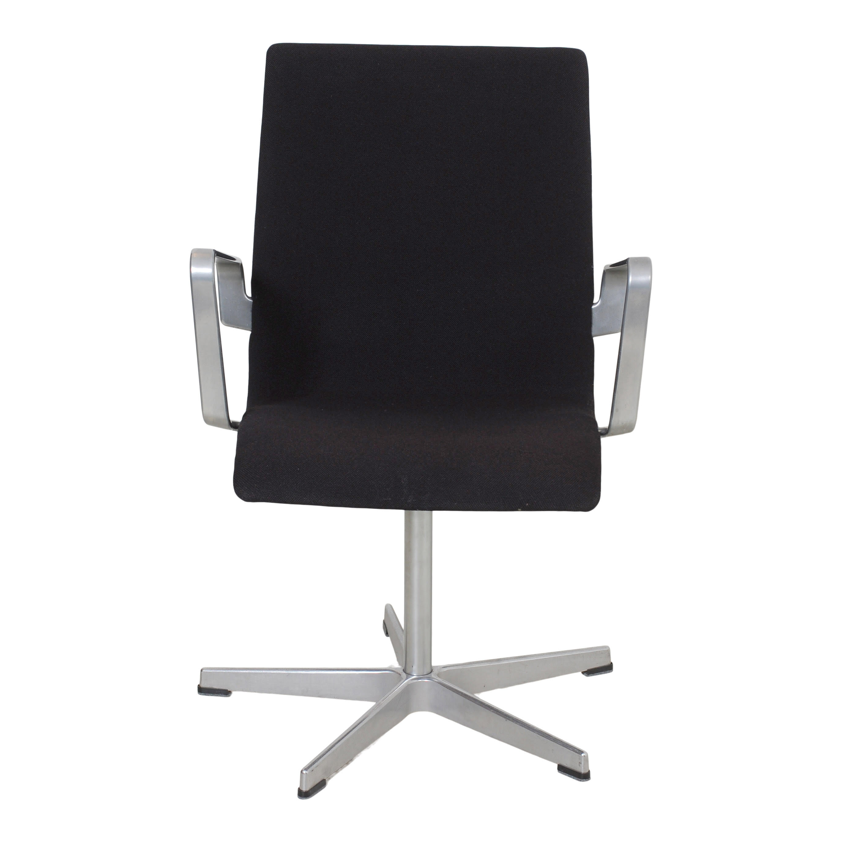 Buy Arne Jacobsen Oxford chair - CPH-Classic